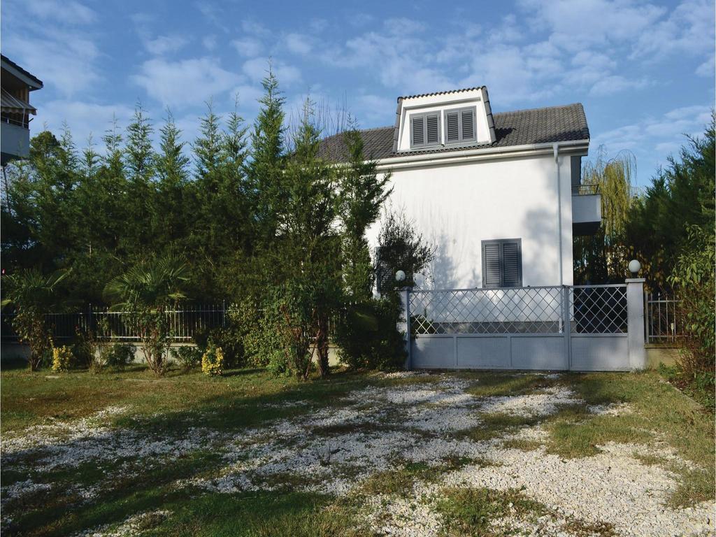 Holiday Home Pishat E Buta 28 Голем Екстер'єр фото