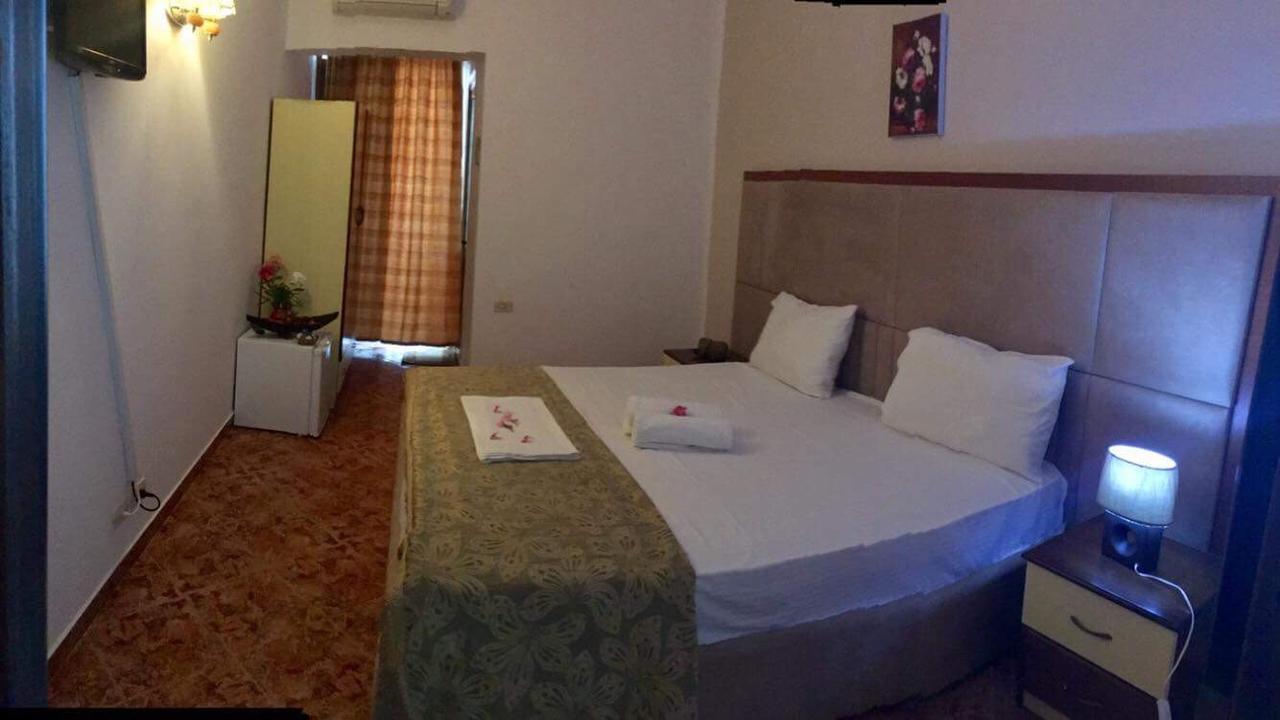 Holiday Home Pishat E Buta 28 Голем Екстер'єр фото