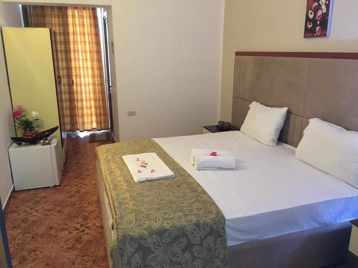 Holiday Home Pishat E Buta 28 Голем Екстер'єр фото