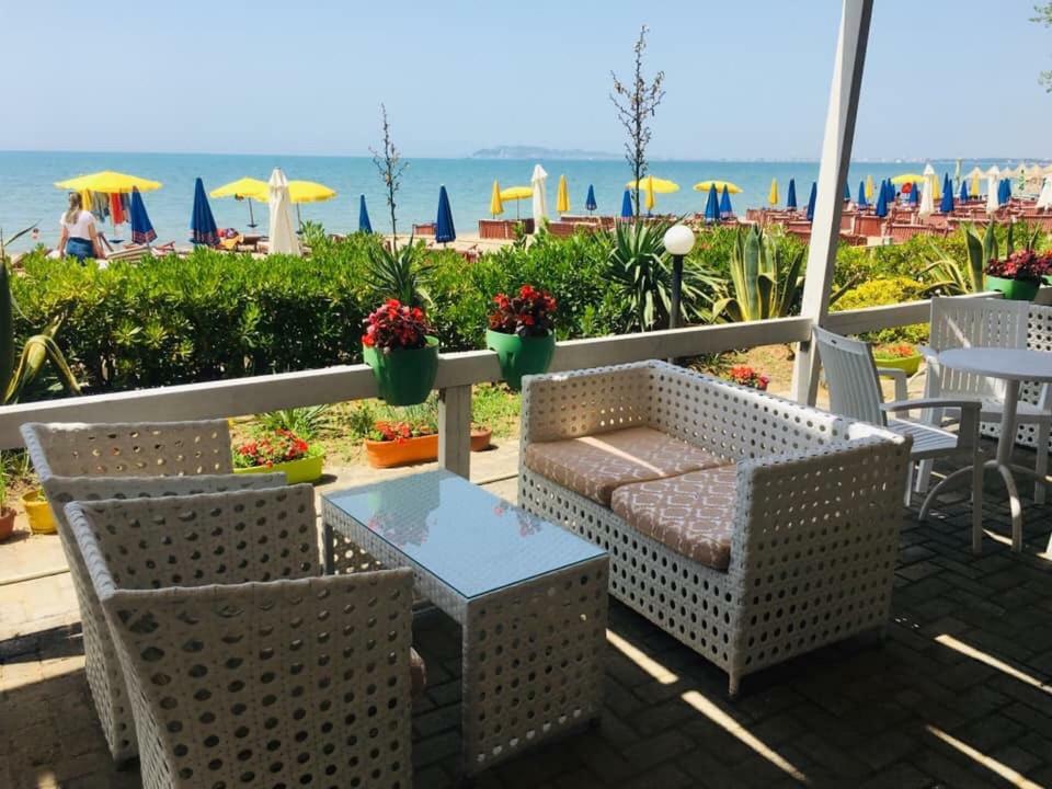 Holiday Home Pishat E Buta 28 Голем Екстер'єр фото